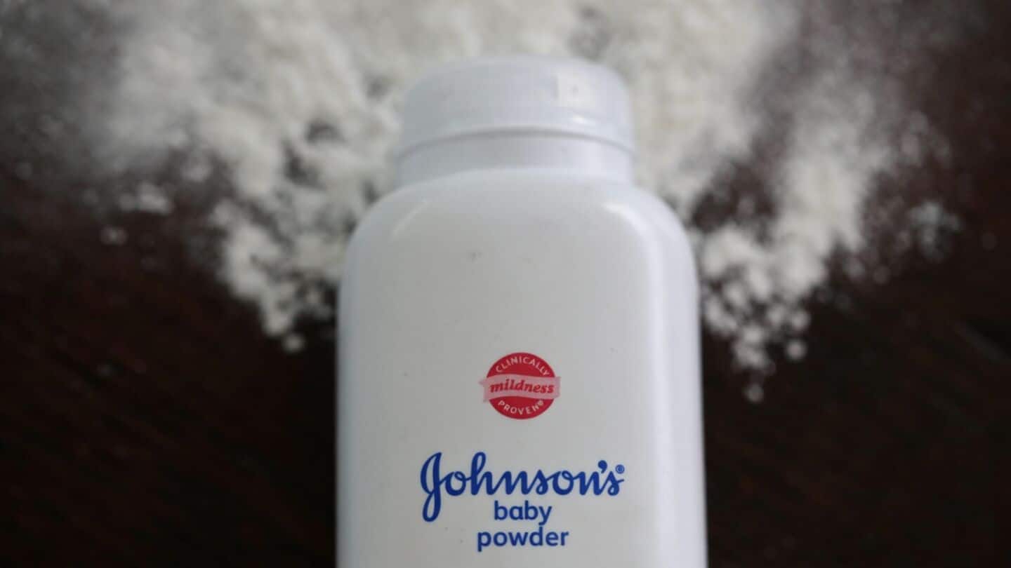 Johnson & Johnson agrees $5.5 billion talc ovarian cancer settlement