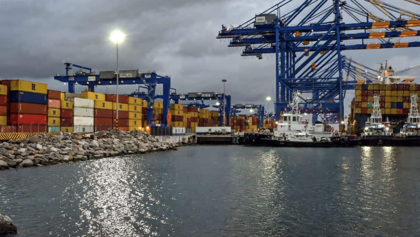 Kerala to buy land for port-based industrial hub