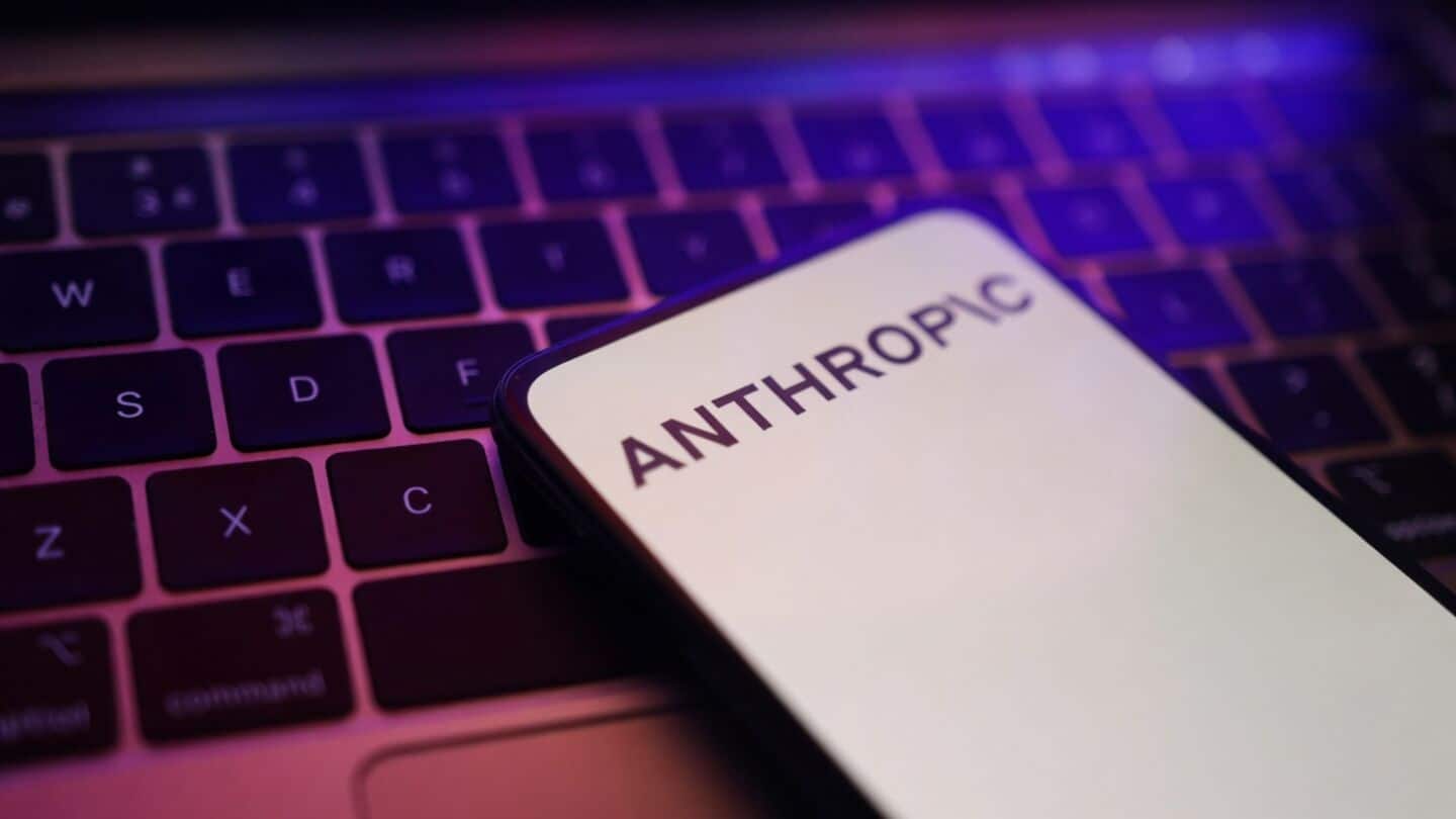 US tells Anthropic to suspend foreign access, company pauses globally