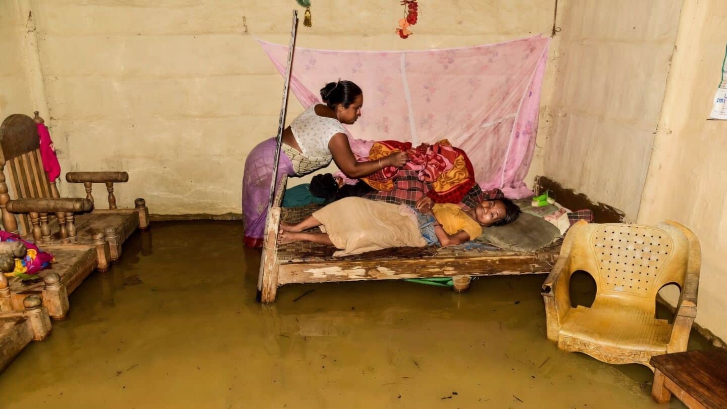 असम बाढ़ में अब तक 66 लोगों की मौत, साढ़े 6 लाख से अधिक लोग प्रभावित