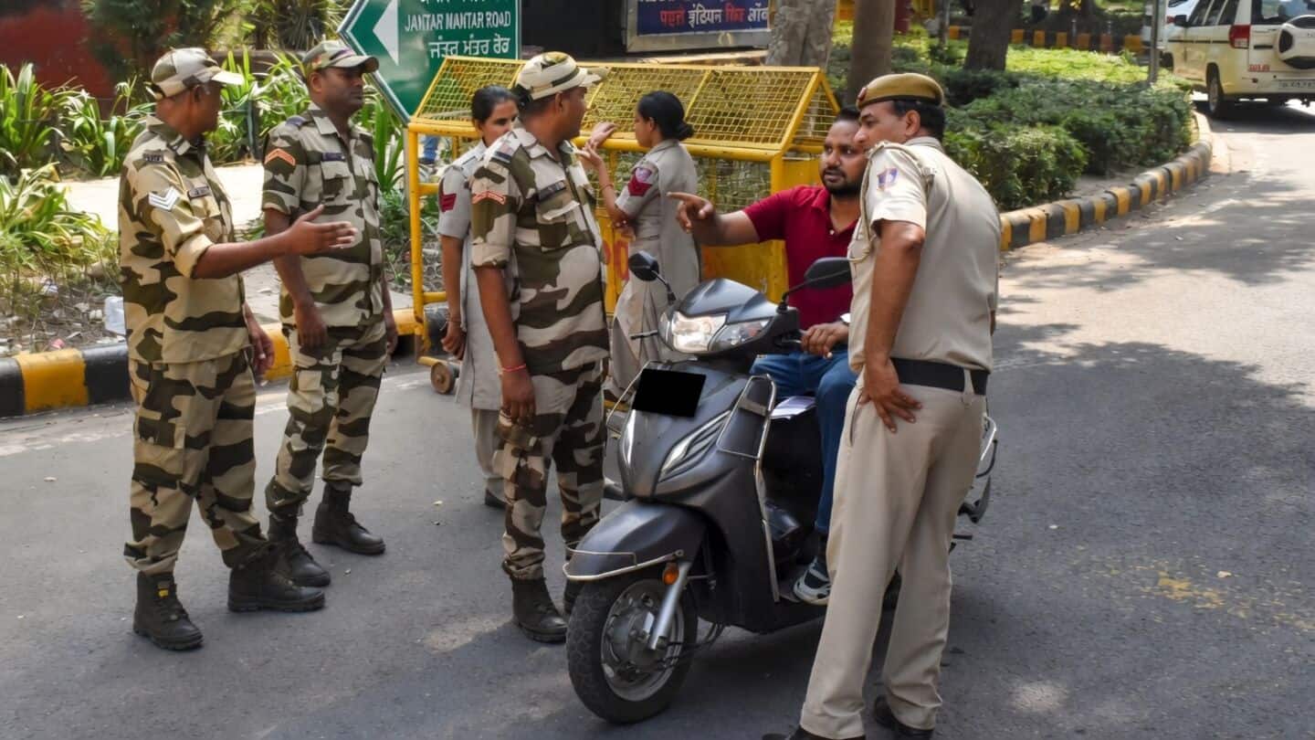 Delhi Police filed over 20 FIRs against CJP SIR protesters