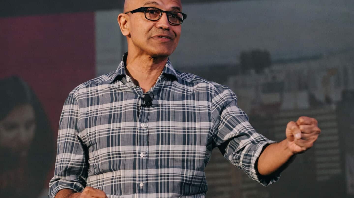 Microsoft hits record year, builds modular AI model system