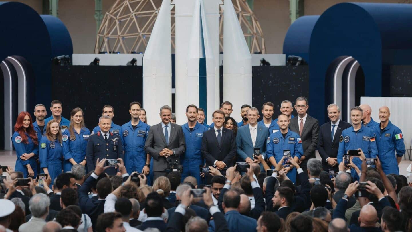 International space summit opens in Paris with Macron, 50+ projects