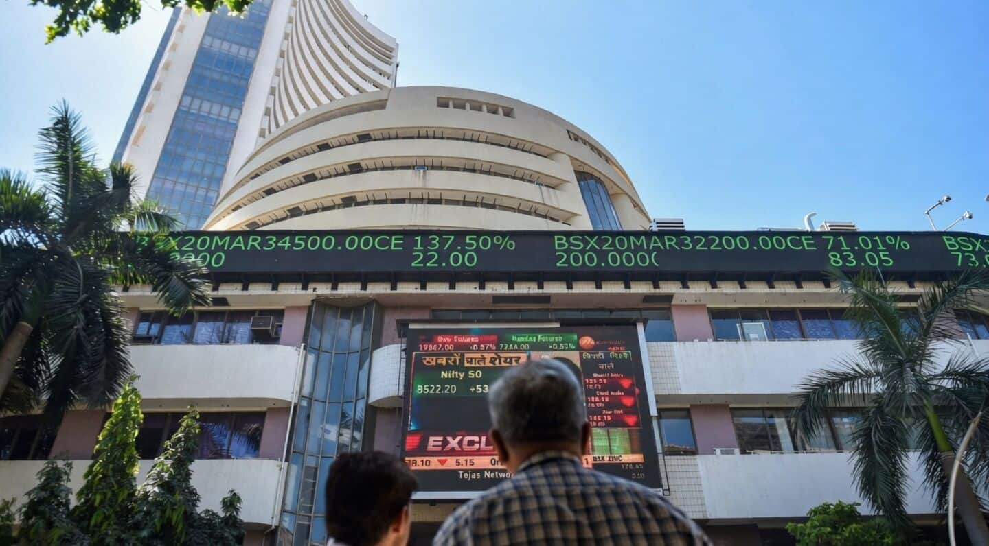 Sensex jumps 244.38 as RBI swap brings $127 billion inflows