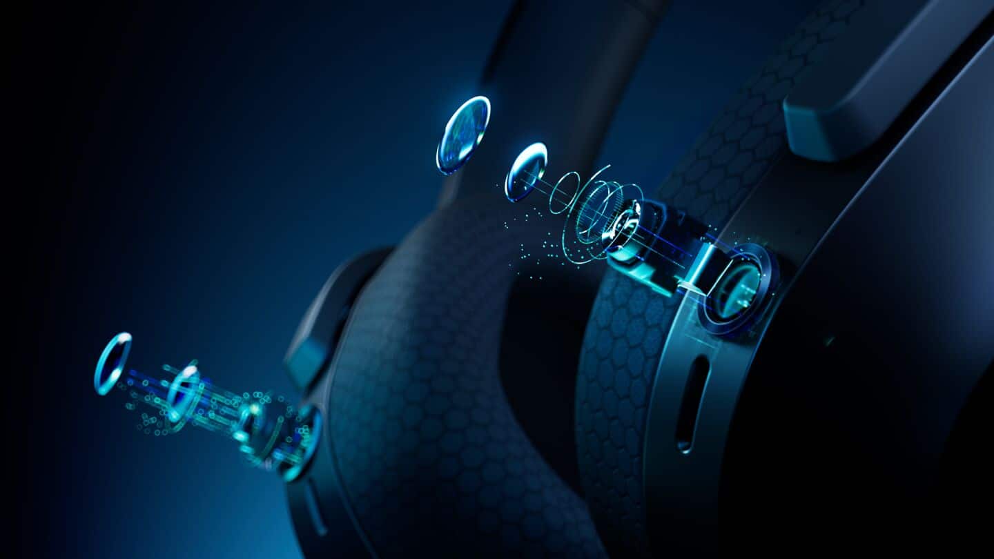 Razer's Project Motoko: AI headphones with cameras are here