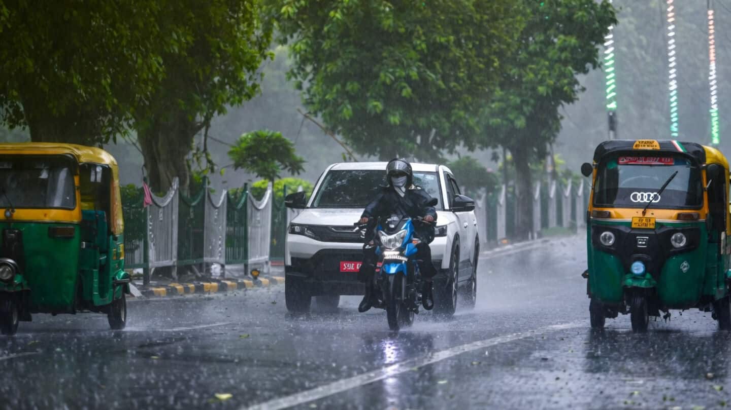 दिल्ली में हल्की बारिश, लेकिन गर्मी और हवा में कोई सुधार नहीं