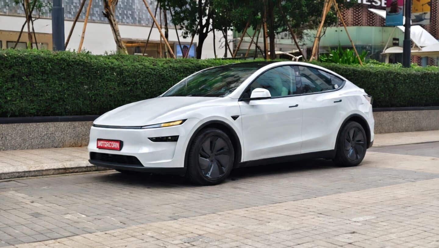 Tesla releases Tesla Vision software update pre-inflating airbags 70ms faster