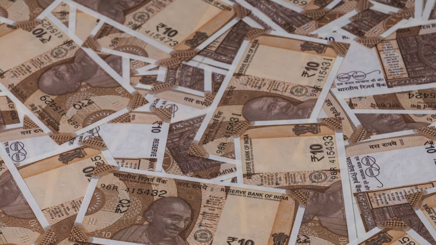 India gives RBI go-ahead to test polymer ₹10 ₹20 notes