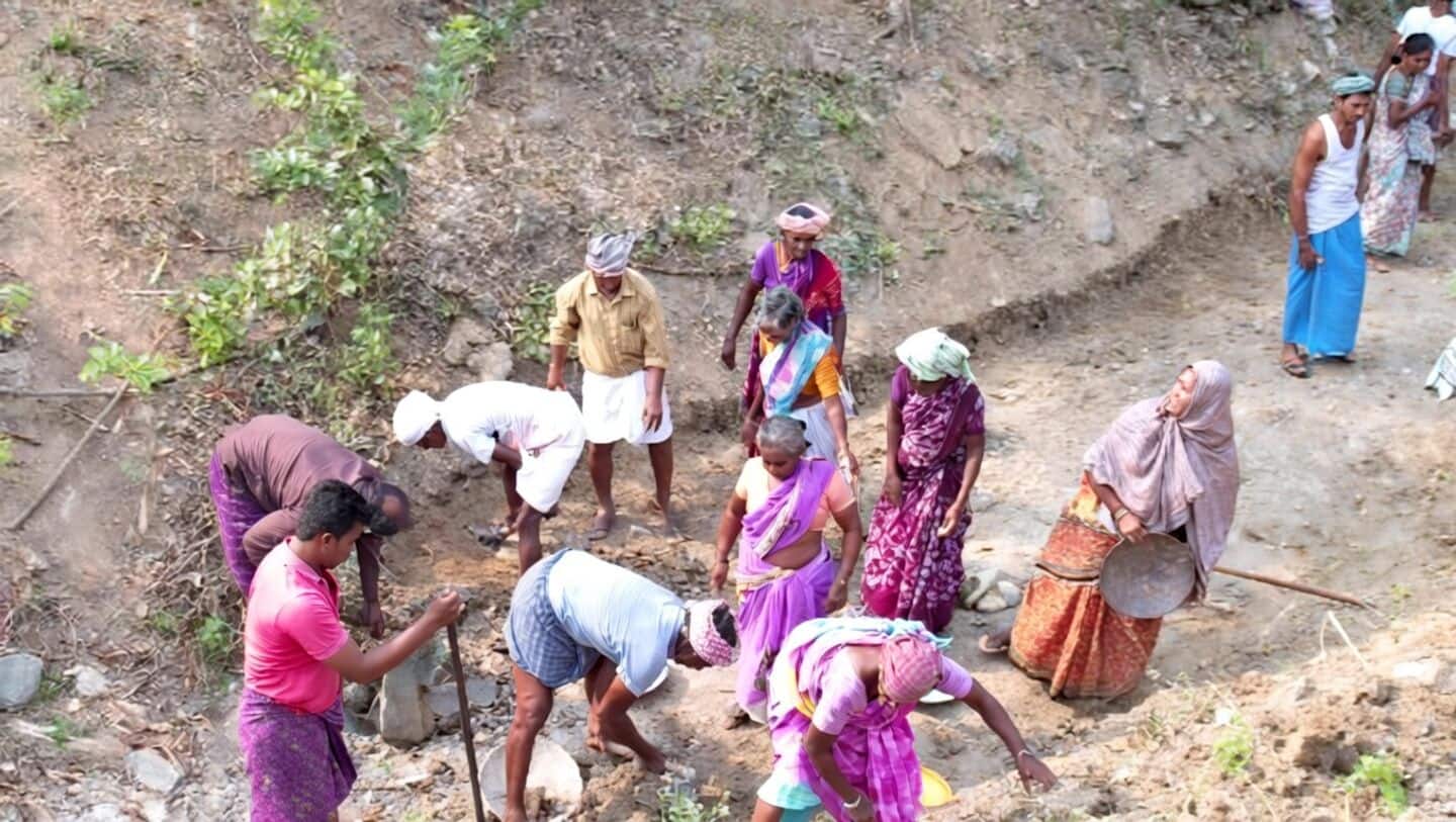 MGNREGA workers plan nationwide May 15 strike over MGNREGA repeal