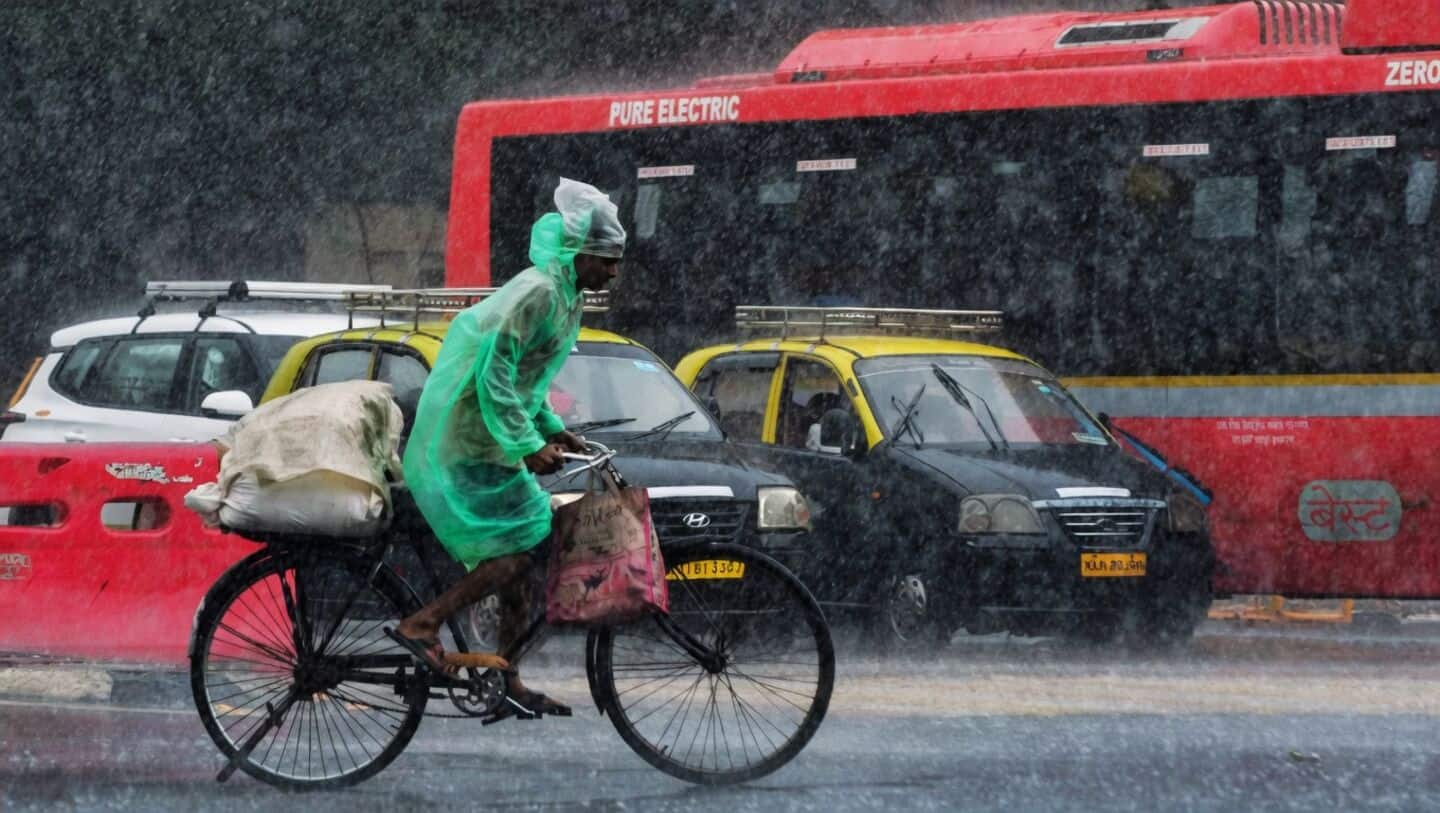 IMD: Monsoon reaches Andamans early, Kerala by May 26