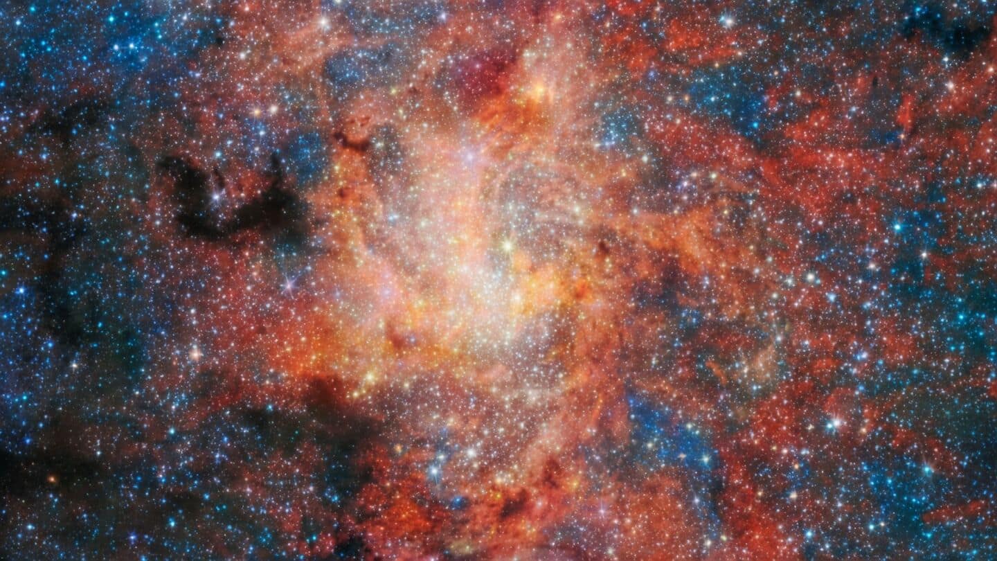 JWST detects water and dust near Sagittarius A's IRS 3