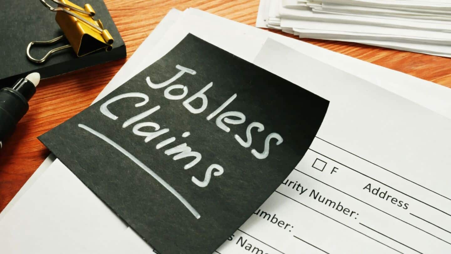 US jobless claims rise slightly as Fed holds rates