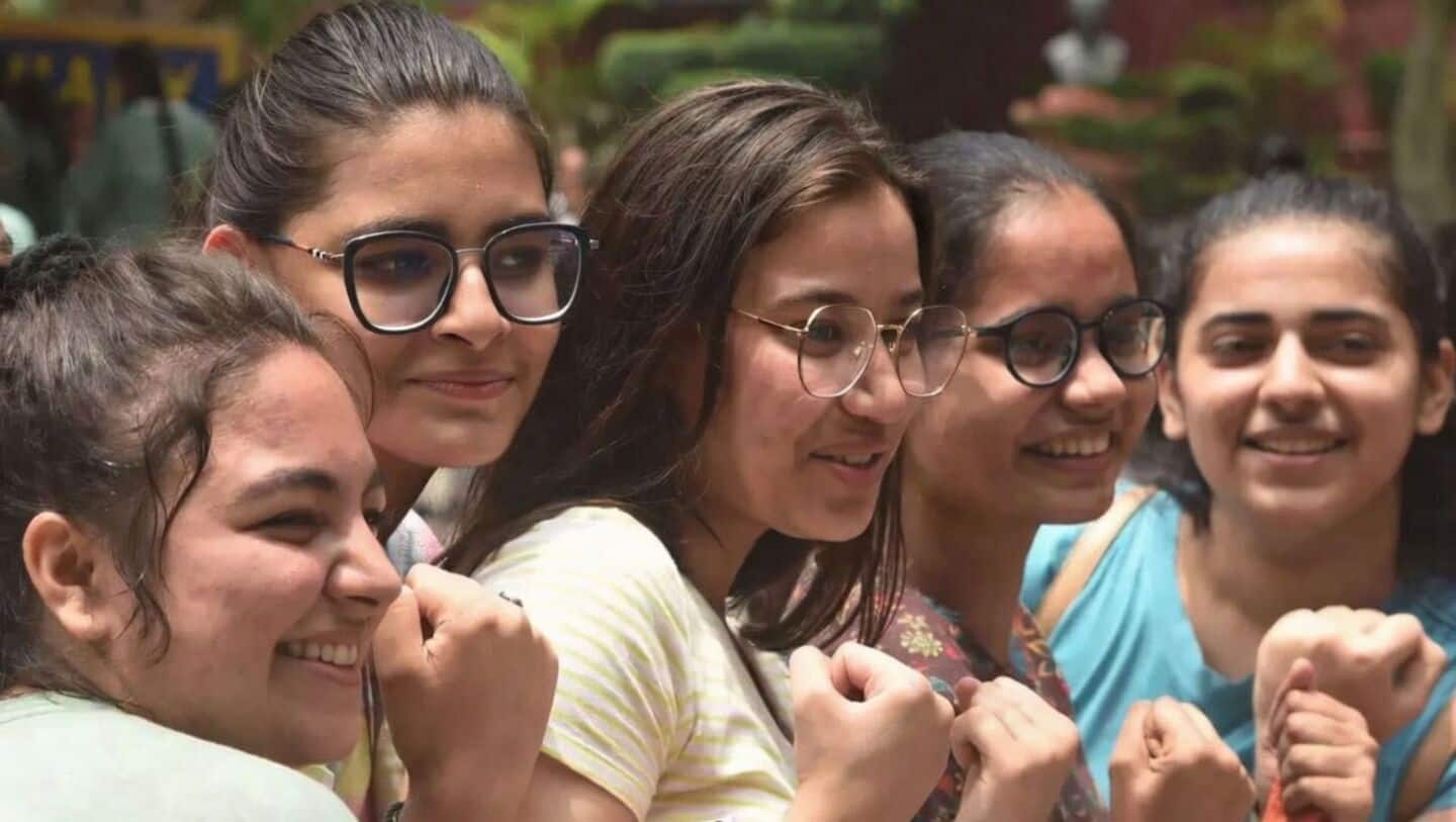CBSE 12वीं के नतीजे 30 अप्रैल तक, जानें कैसे करें फटाफट चेक