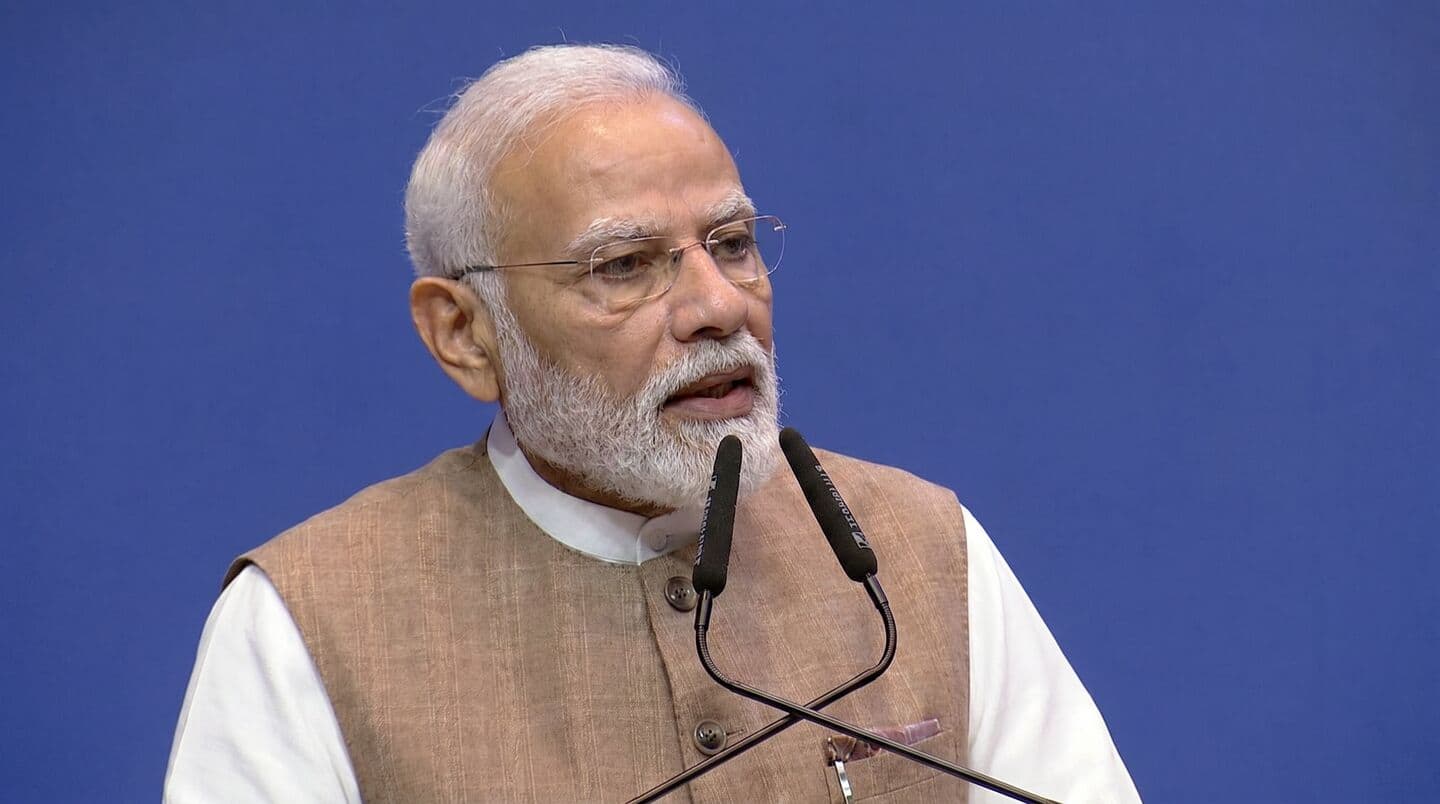 Narendra Modi praises mango farmers on 'Mann Ki Baat'