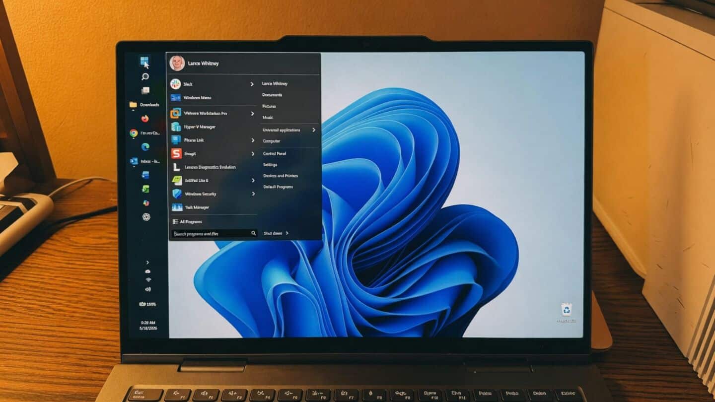 Windows 11 lets Windows Insiders move taskbar to any edge