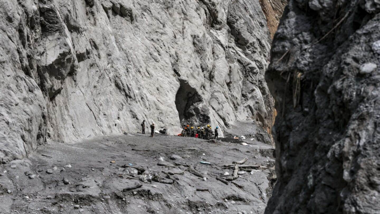 सिक्किम सरकार ने किया 16 खतरनाक ग्लेशियल झीलों की निगरानी का फैसला, नेपाल को भी भेजी मदद