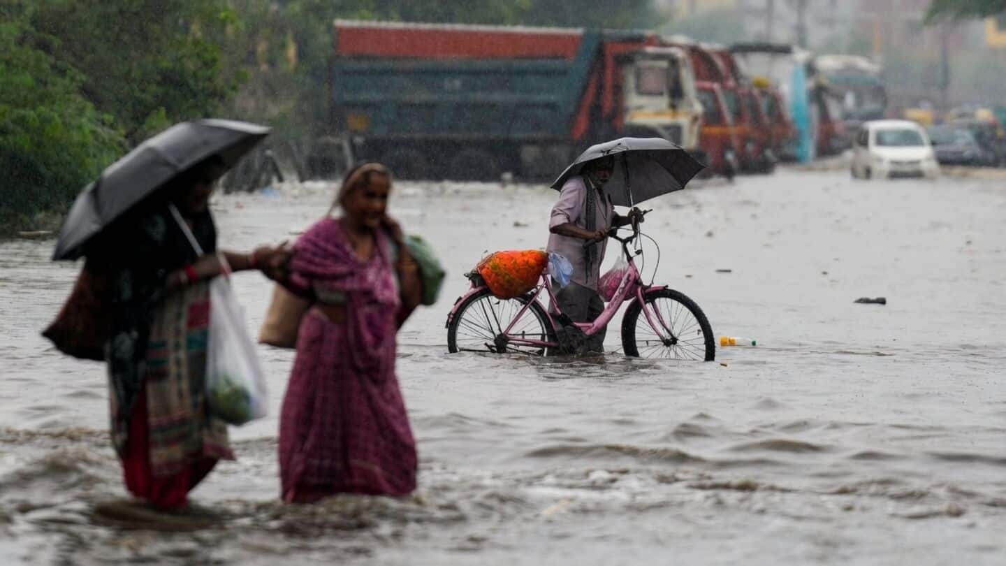 Hirakud Dam opens 22 gates, Odisha flooding affects 834,000 people