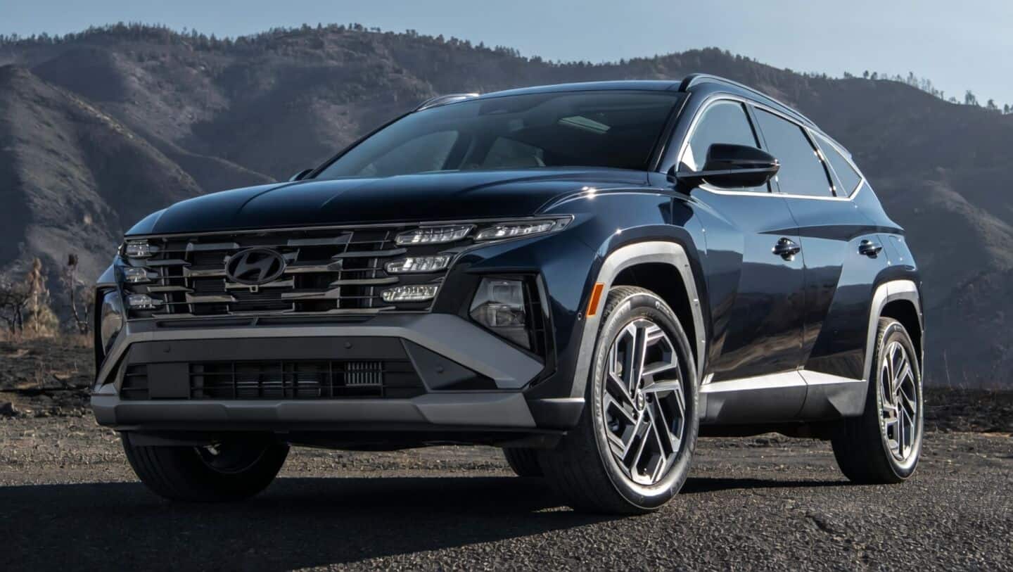Hyundai launches 2 2026 Tucson Hybrid front-wheel-drive models at $32,550