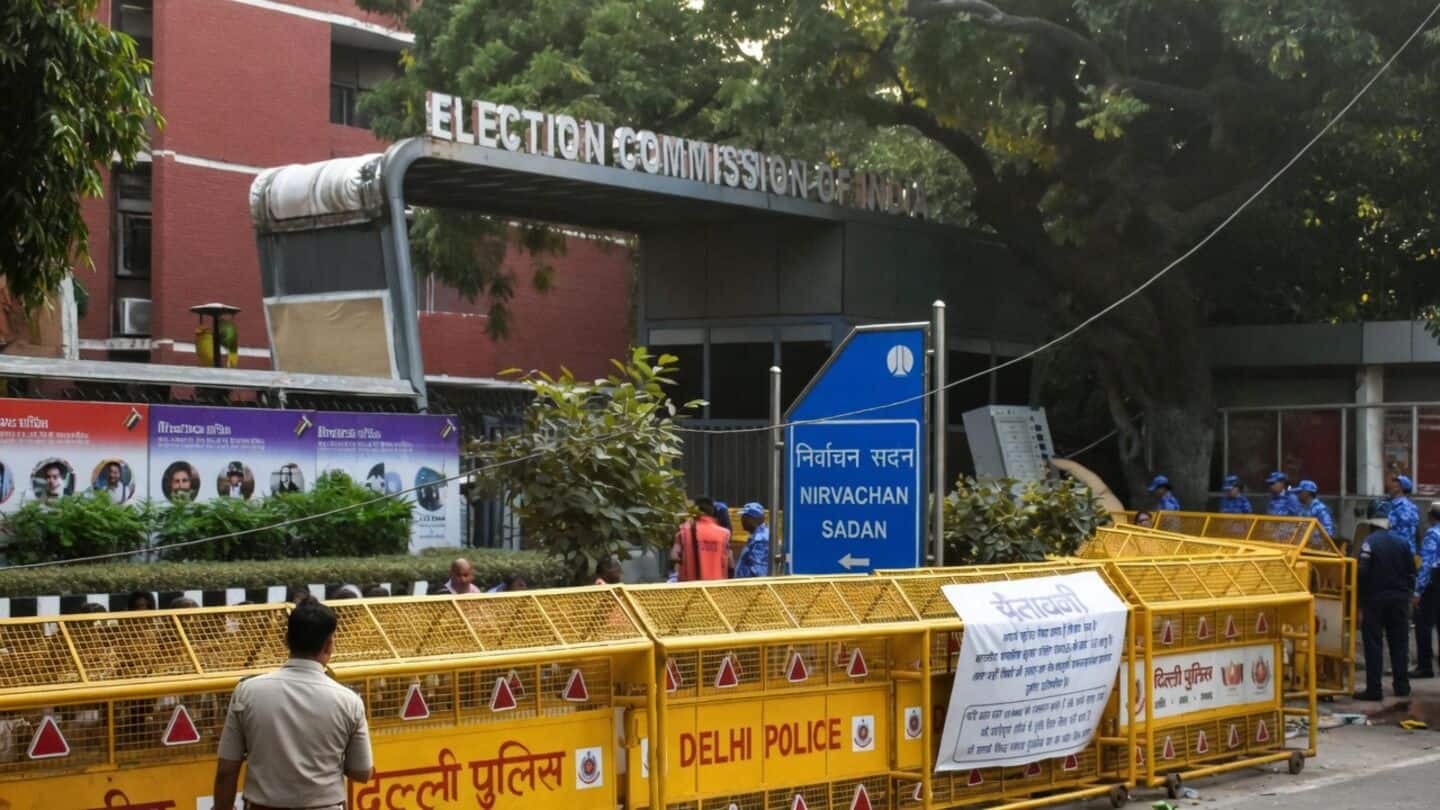 Retired civil servants including Kanwal Sibal defend India's Election Commission