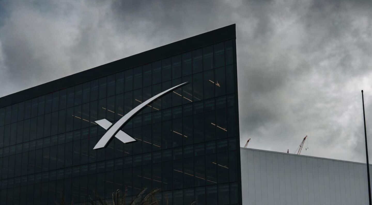 SpaceX shares fall about 20% to $119.85 erasing over $1.1T