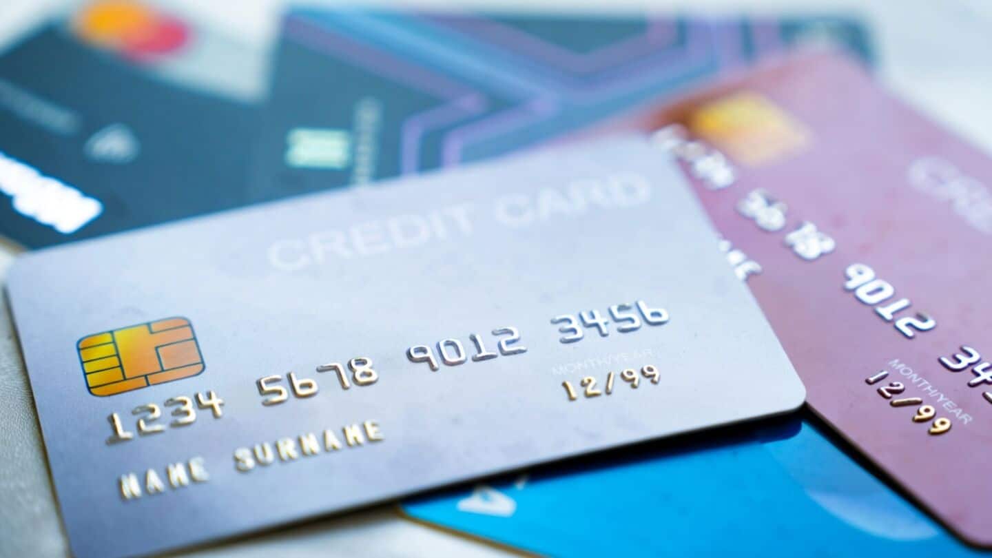 India's credit card spending surges while banks' interest income falls