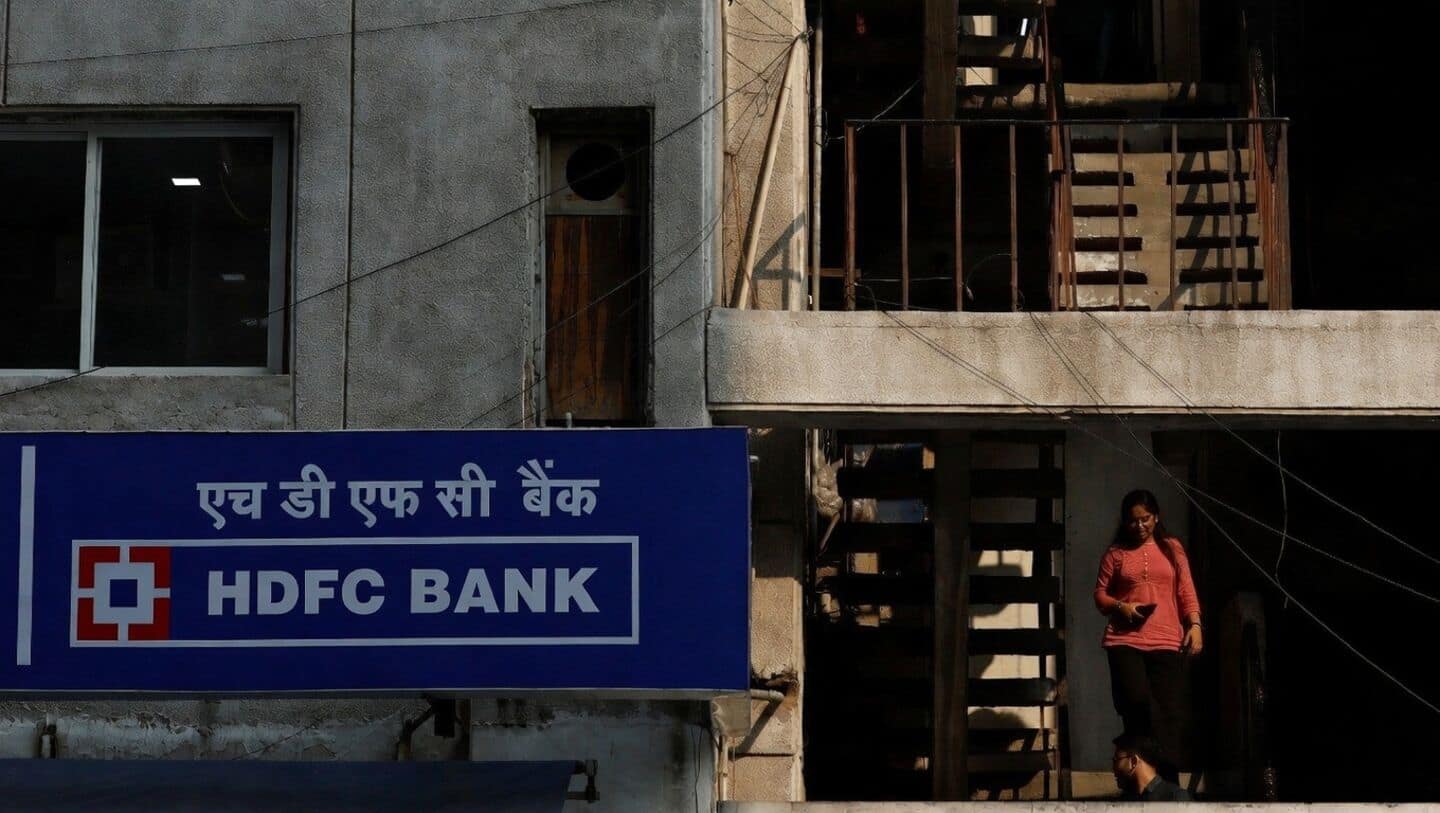 HDFC Bank shares slip after ₹19,221 cr March quarter profit