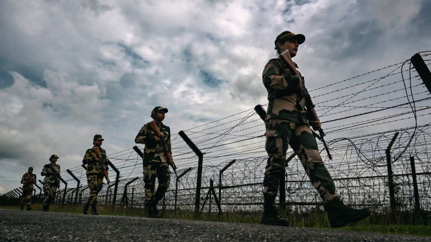Ten-member Bangladeshi family stranded after BSF pushback near Jalpaiguri border