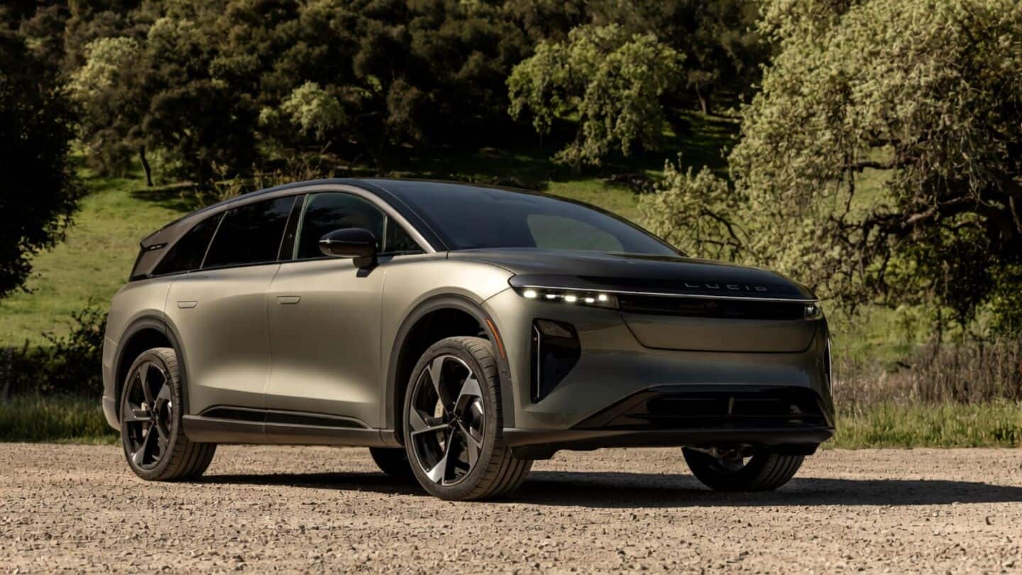 Lucid Motors's Q3 production falls 54% to 2,954 vehicles