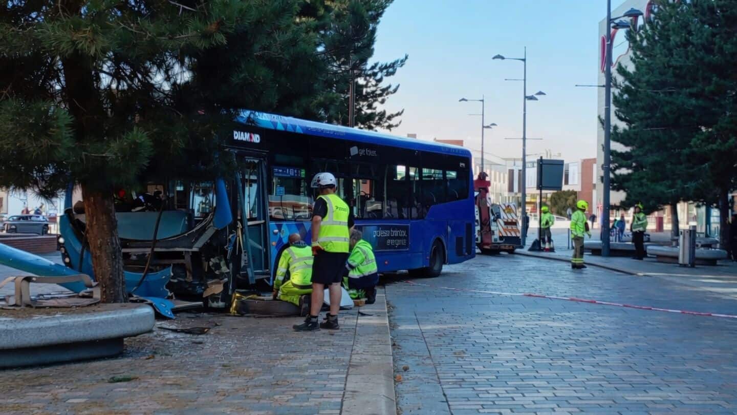 Bus crashes into tree near West Bromwich bus station, injuries