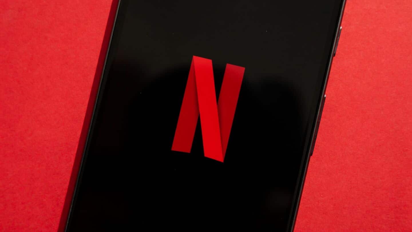 Netflix adds ads to 'Clips' feed and podcasts using AI