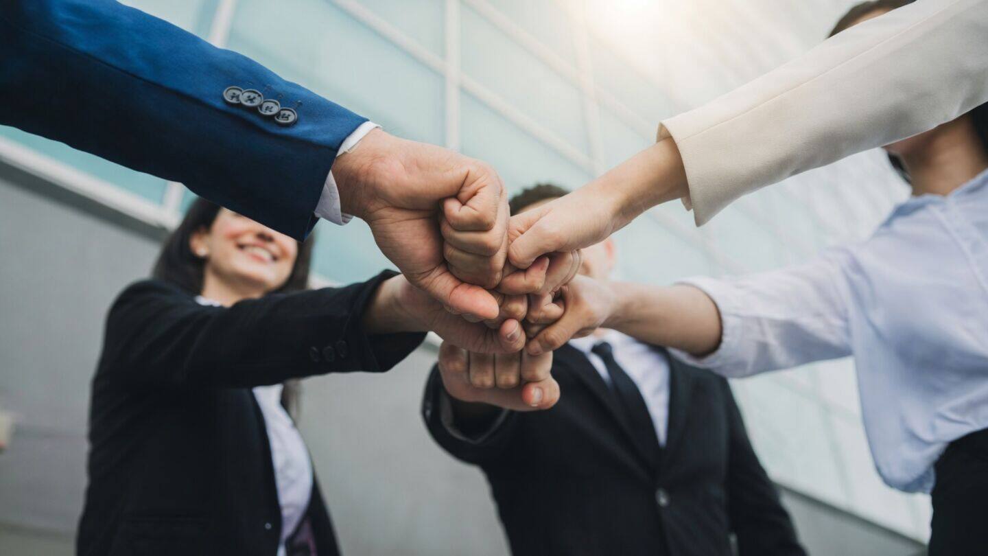 Cerebras raises 2026 revenue outlook to $880-$890 million and lifts margins