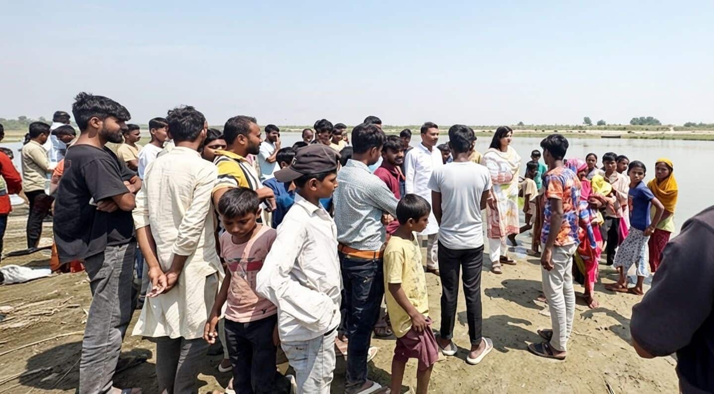 Boat carrying 25 capsizes in Bagmati river killing Gulshan Khatun