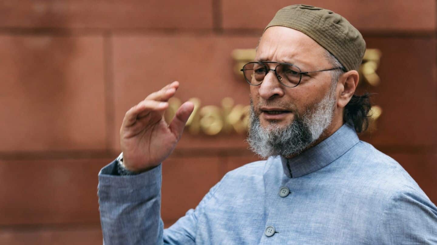 Asaduddin Owaisi asks Supreme Court to review sir voter lists