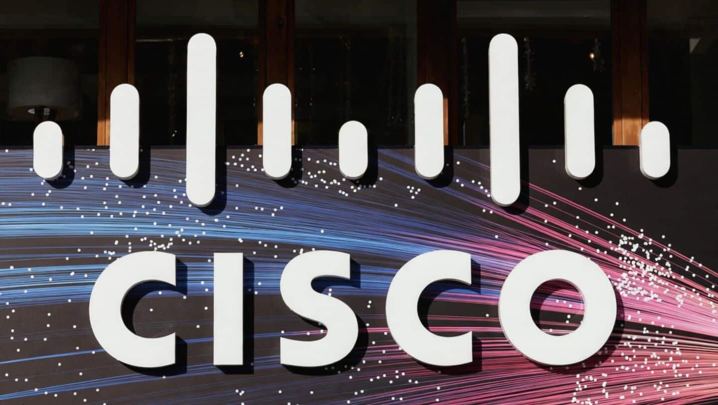 Cisco unveils room temperature switch chip to link quantum computers