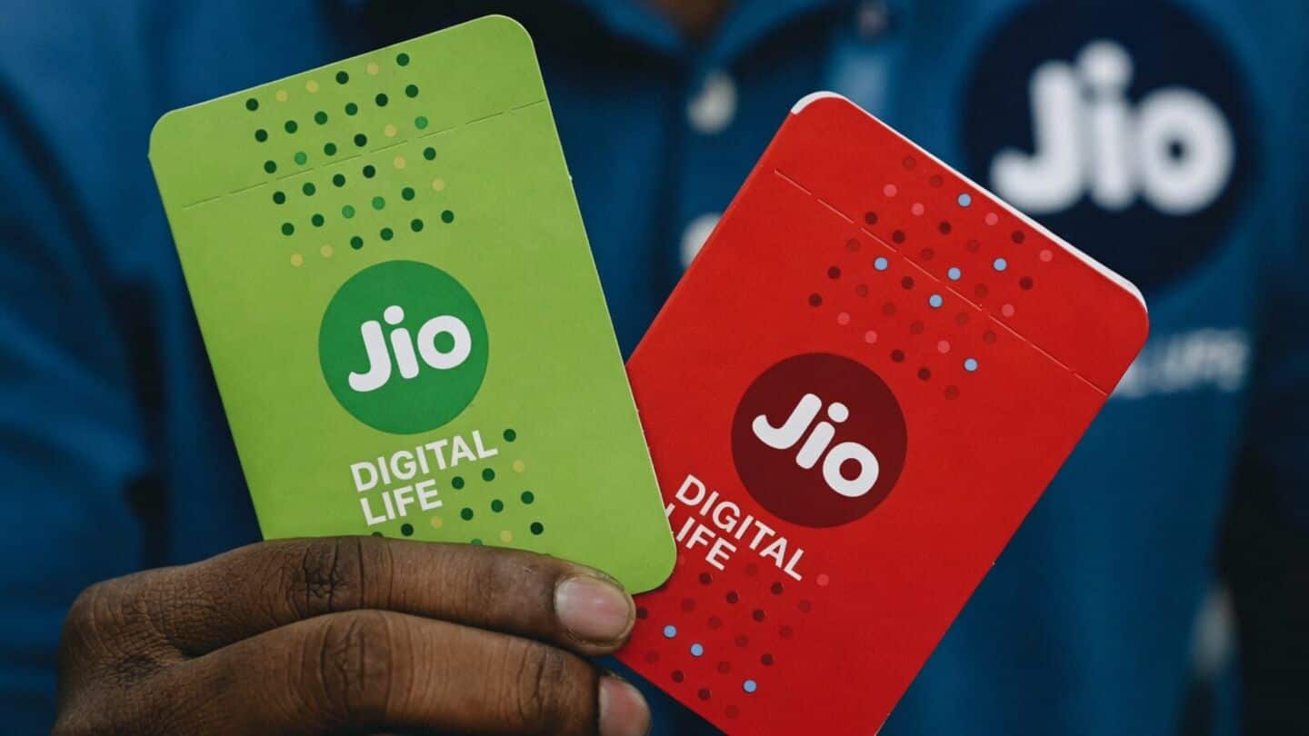 Reliance removes royalty fees for Jio brand in IPO filing