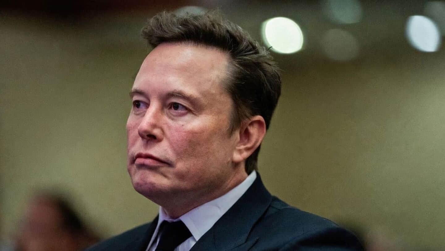 SpaceX quietly files IPO for $40 billion to $80 billion