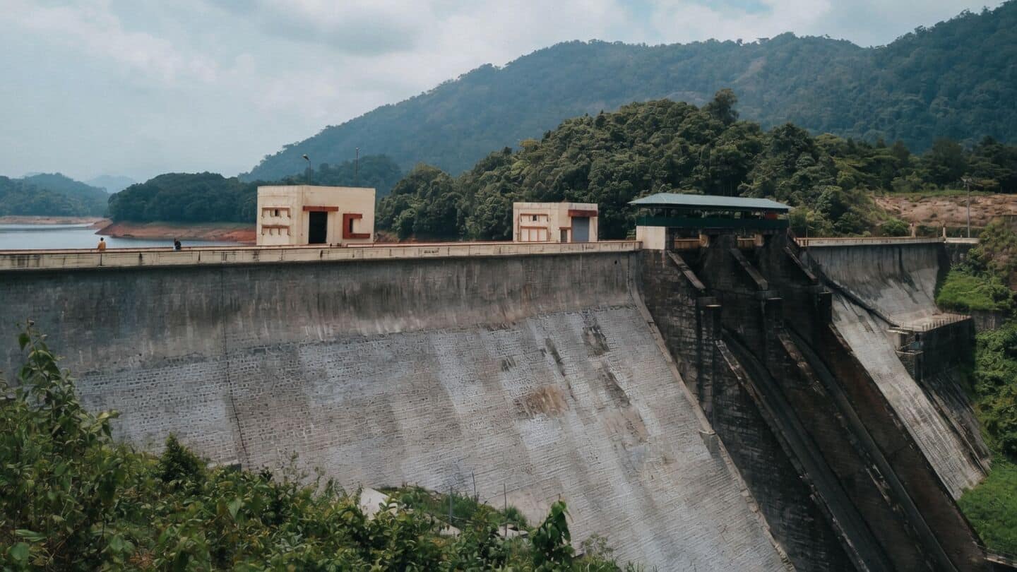 Kozhikode's Kakkayam reservoir at 97.31% after officials opened 2 spillways