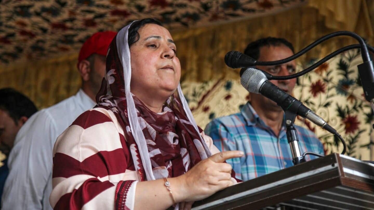 Viral 12-year-old video challenges J&K Education Minister Sakina Itoo