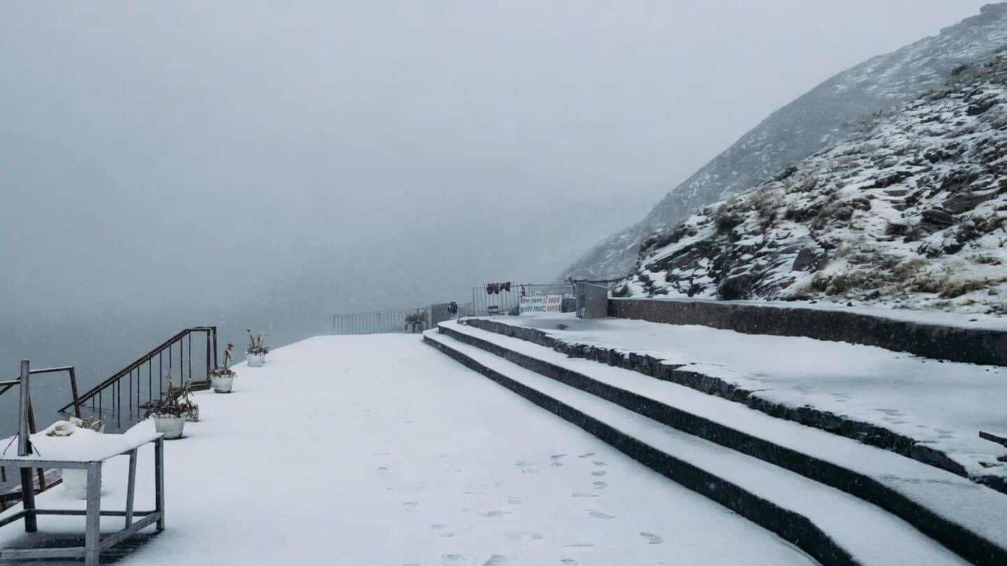 Chitkul and Hemkund Sahib see early snowfall amid cold snap