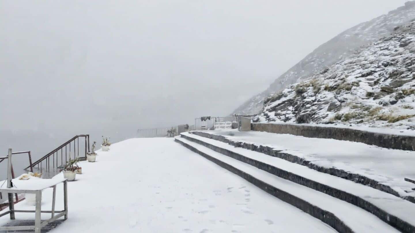 Trekkers caught in snowfall on Satopanth route near Badrinath