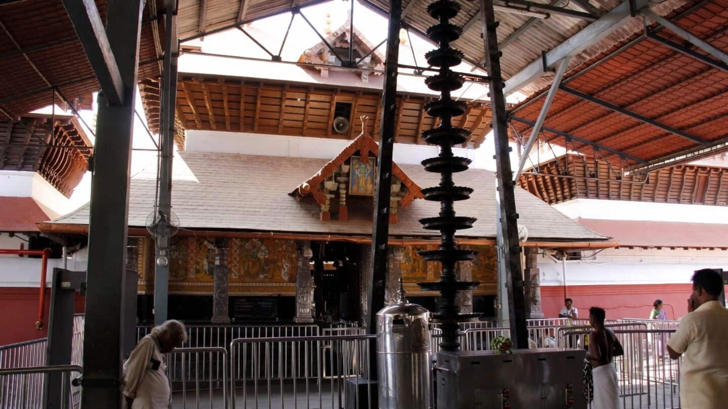 Guruvayur temple in Kerala schedules 422, 338 and 320 weddings
