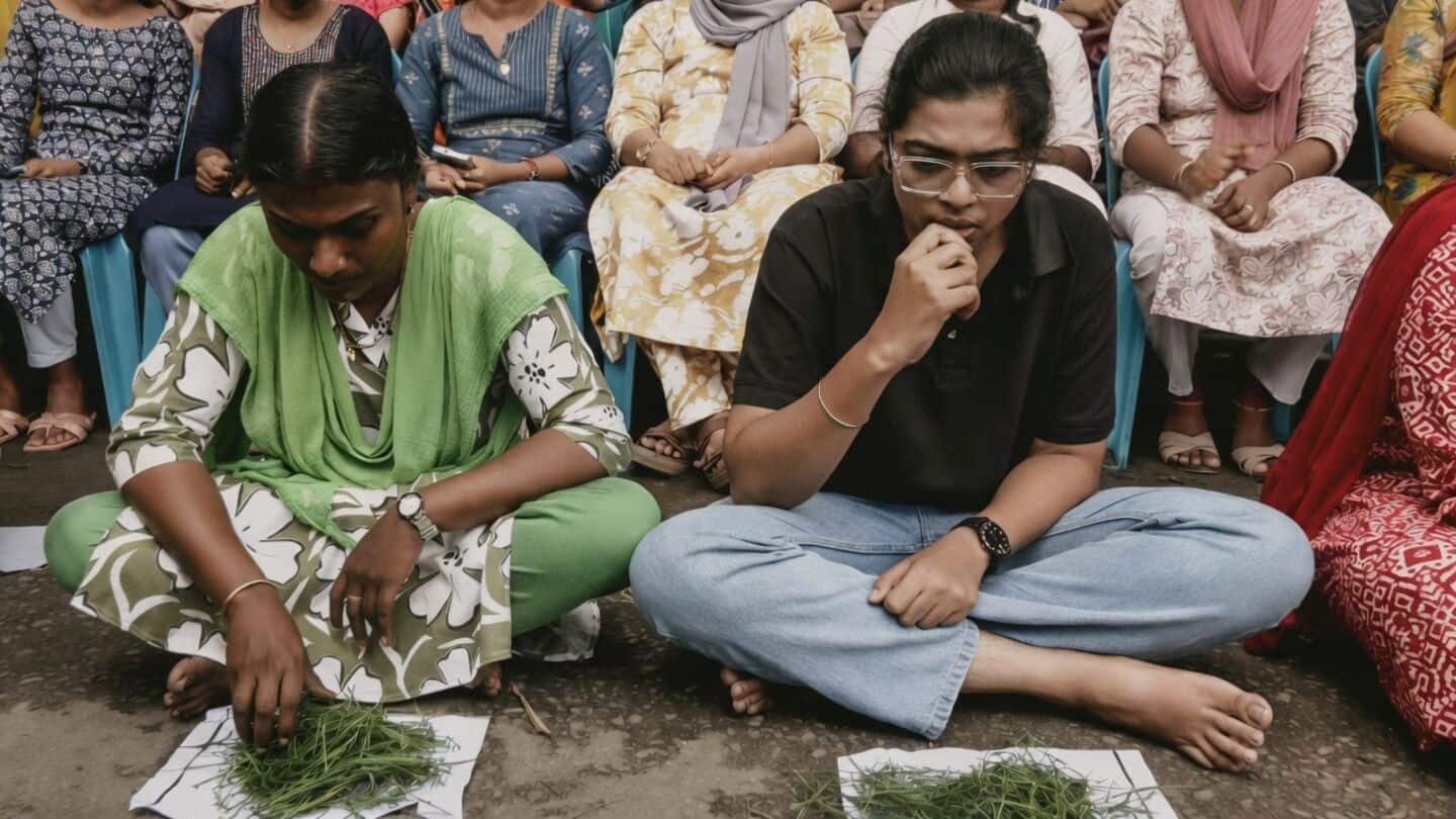 Kerala PSC rank-holders eat grass outside secretariat over appointment delays