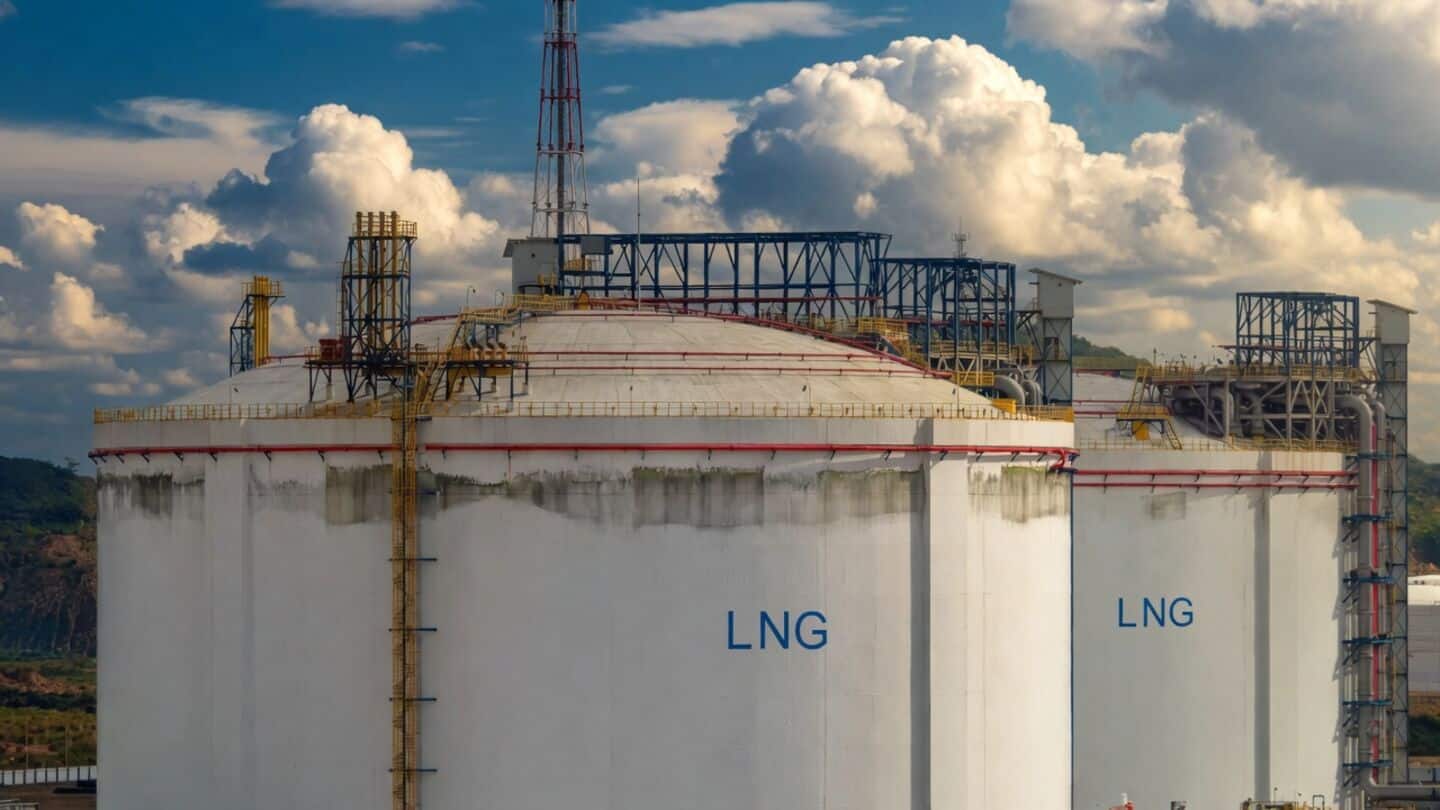 Asian LNG prices hit $26 as demand poised to drop