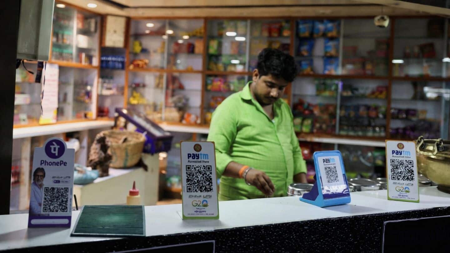 Nirmala Sitharaman to meet CAIT on 0.4% UPI MDR rollout