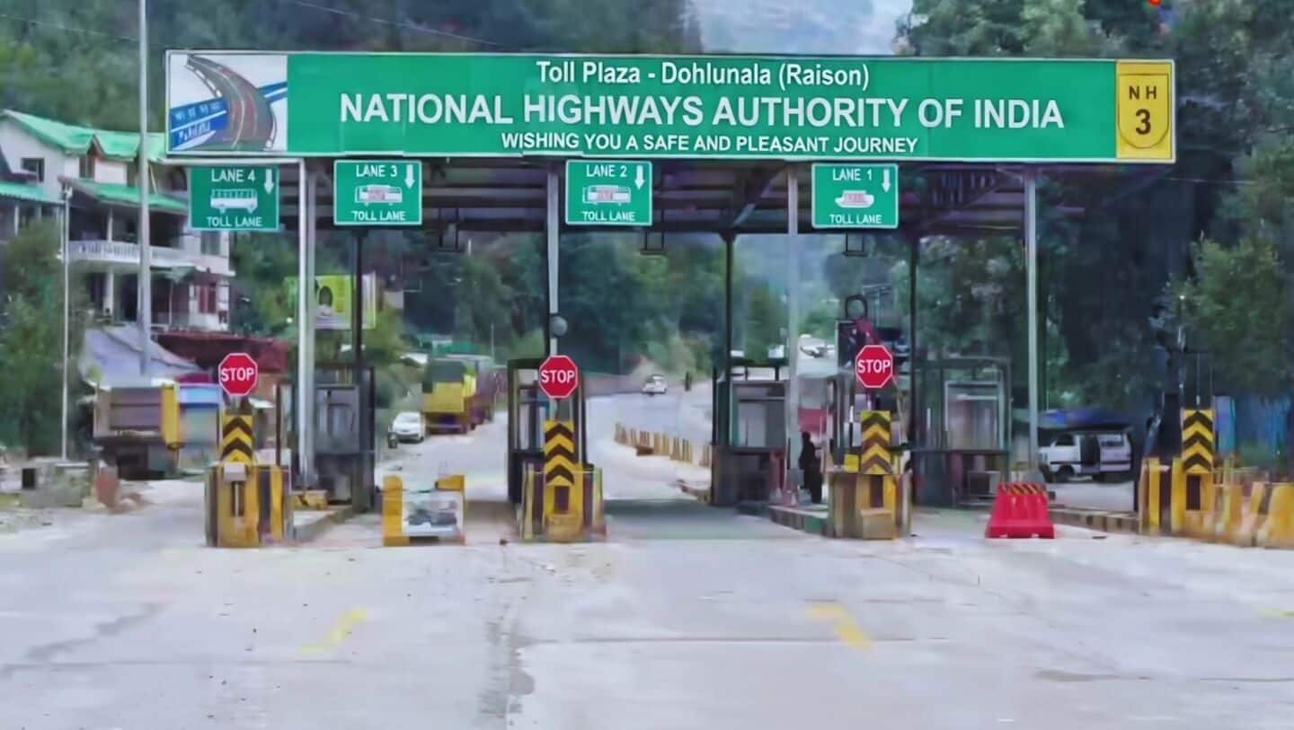 Lucknow Kanpur expressway cuts travel to 35-40 minutes, ₹275/415