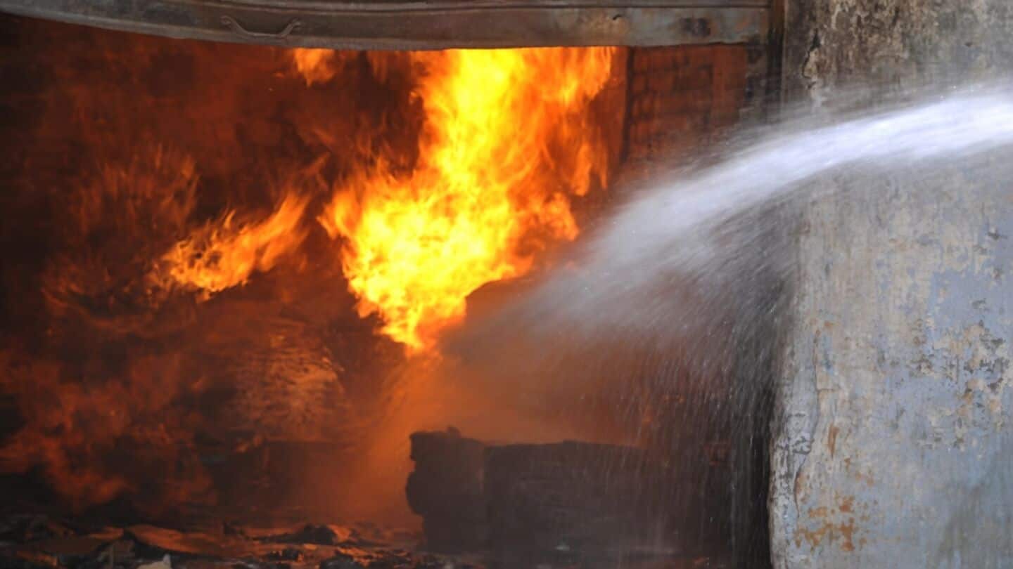 KSRTC bus catches fire near Pattambi market, no injuries