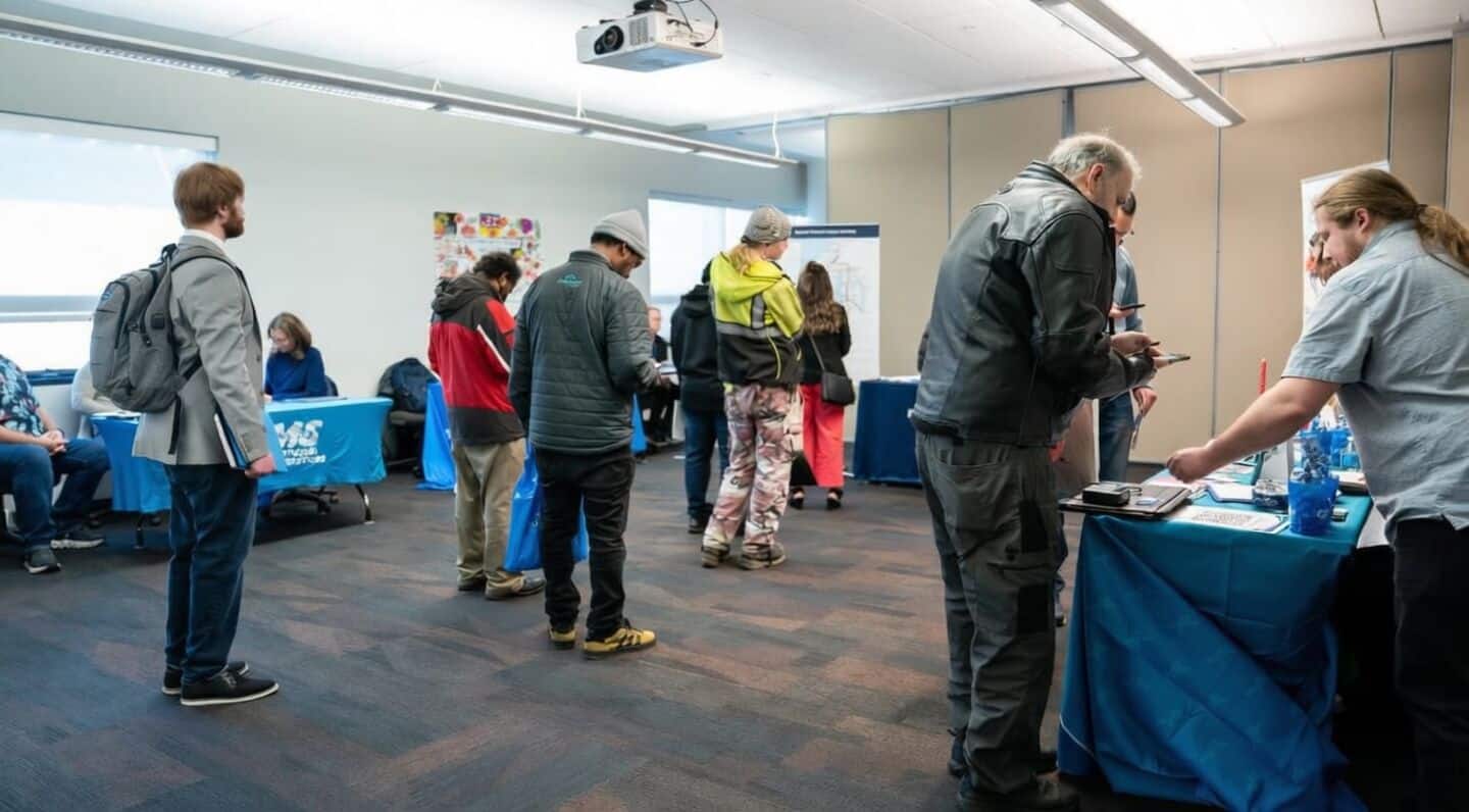 US jobless claims drop to lowest in almost 2 years