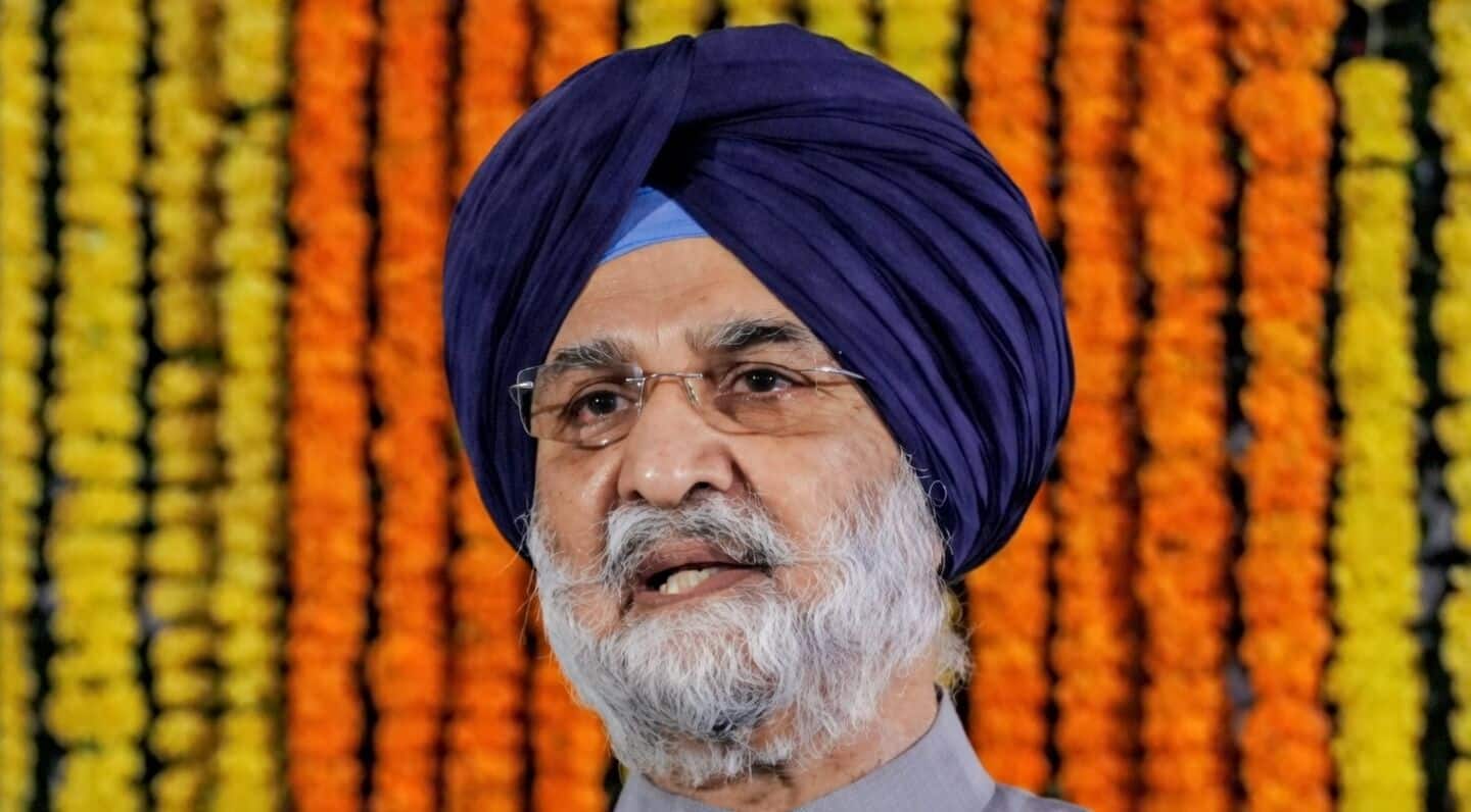 LG Sandhu directs DDA to complete desilting by June 15