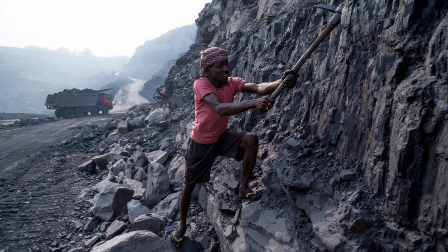About 28% of India's coal-fired capacity has 4 days' coal