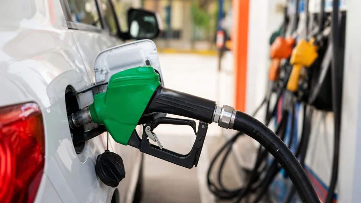 Indian government says 20% ethanol blend kept Delhi petrol ₹94.77/l
